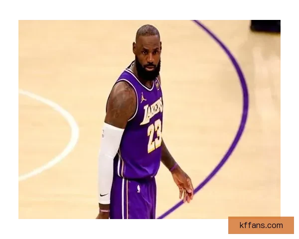 以6战净胜64分 老詹放权回应东詹不兼容言论 打破质疑证明合作无懈可击