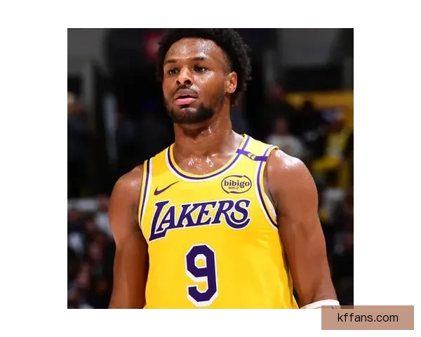 雷迪克称赞球队客场之旅表现出色 布朗尼进步显著令人欣喜